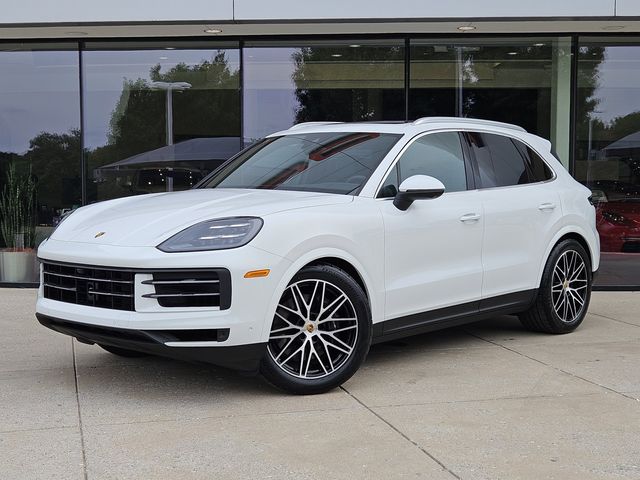 2024 Porsche Cayenne Base