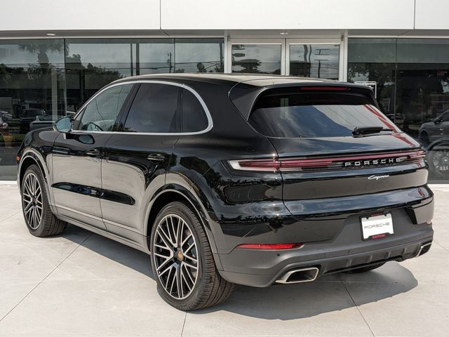 2024 Porsche Cayenne Base