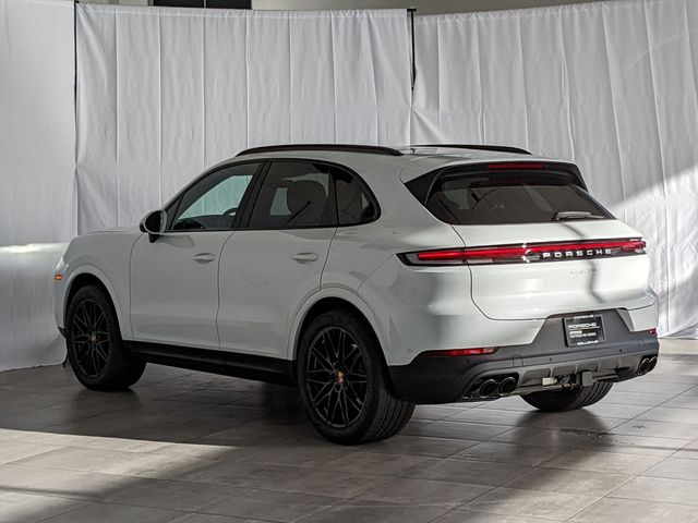 2024 Porsche Cayenne Base