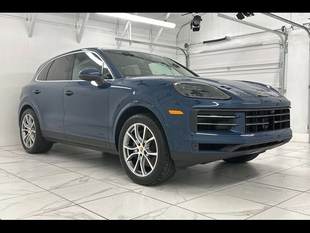 2024 Porsche Cayenne Base