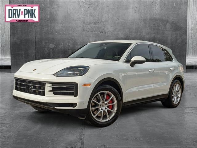 2024 Porsche Cayenne Base