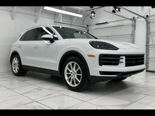 2024 Porsche Cayenne Base