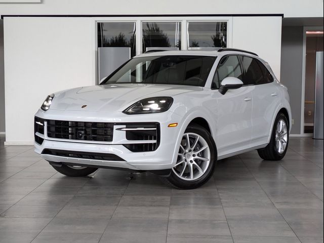 2024 Porsche Cayenne Base