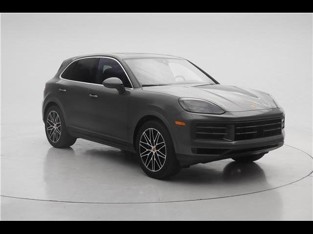 2024 Porsche Cayenne Base