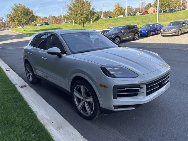 2024 Porsche Cayenne Base