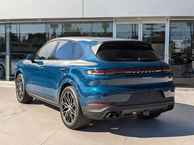 2024 Porsche Cayenne Base