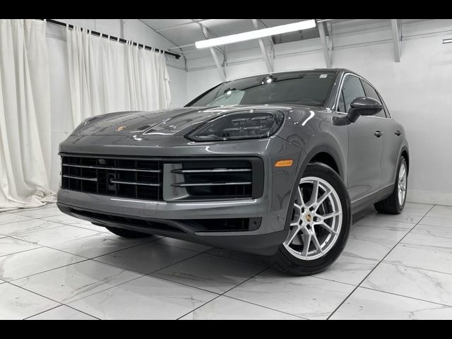 2024 Porsche Cayenne Base