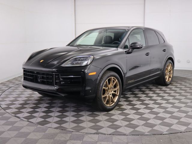 2024 Porsche Cayenne Base