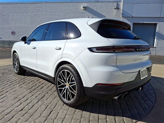 2024 Porsche Cayenne Base