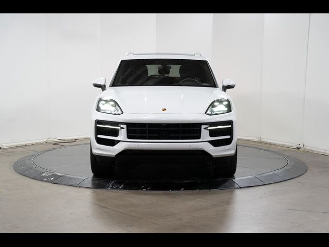 2024 Porsche Cayenne Base