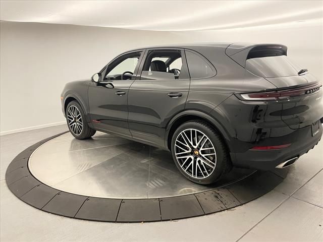 2024 Porsche Cayenne Base