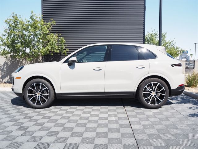 2024 Porsche Cayenne Base