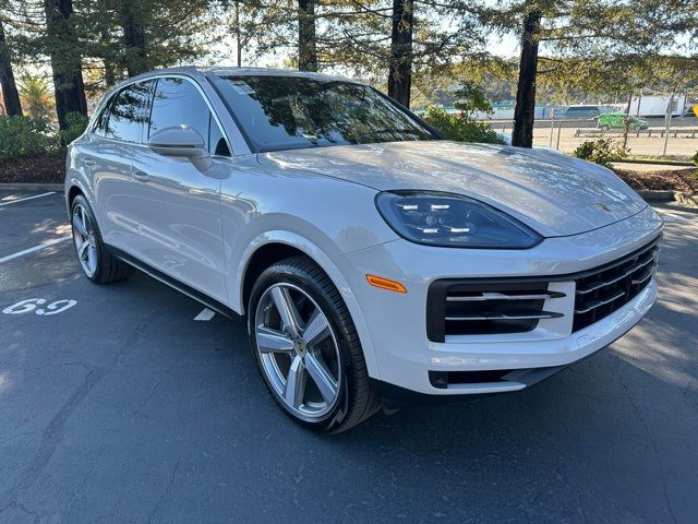 2024 Porsche Cayenne Base