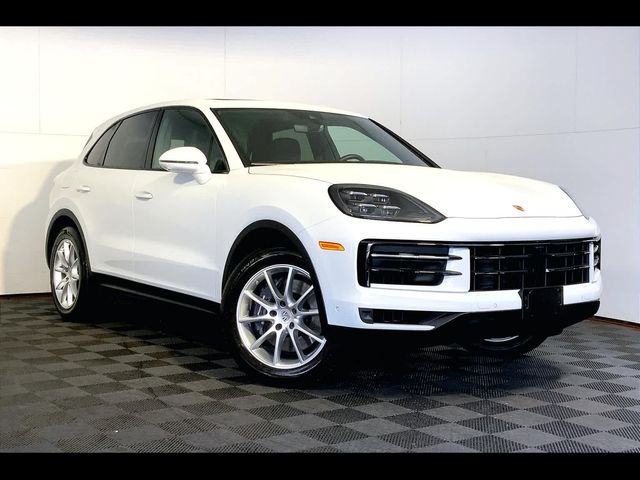 2024 Porsche Cayenne Base