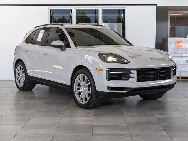 2024 Porsche Cayenne Base