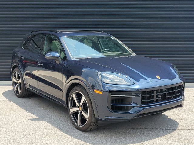 2024 Porsche Cayenne Base