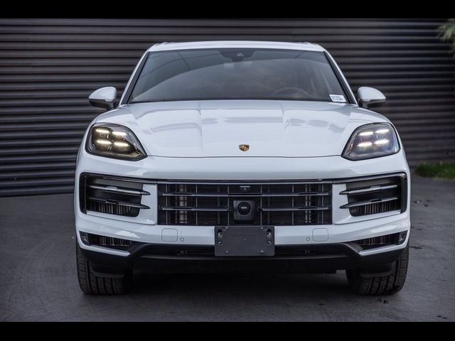 2024 Porsche Cayenne Base