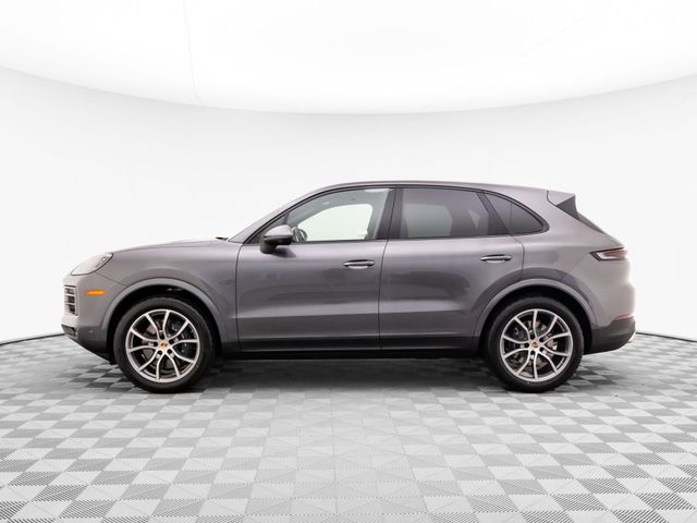 2024 Porsche Cayenne Base