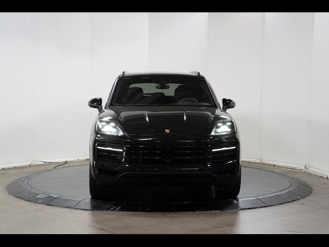 2024 Porsche Cayenne Base