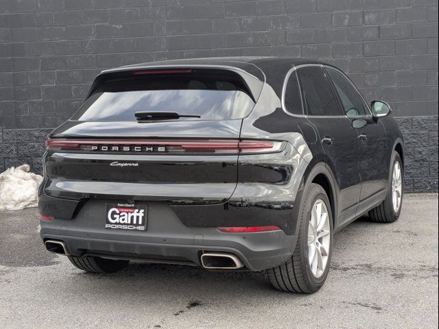 2024 Porsche Cayenne Base