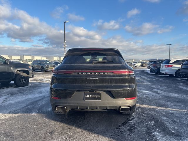 2024 Porsche Cayenne Base