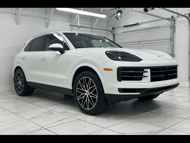 2024 Porsche Cayenne Base