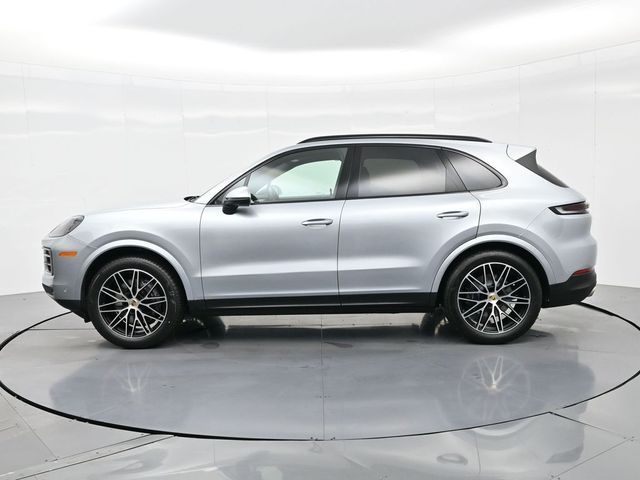 2024 Porsche Cayenne Base