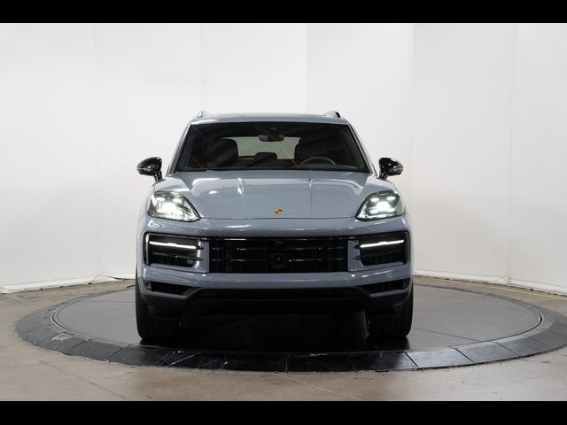 2024 Porsche Cayenne Base