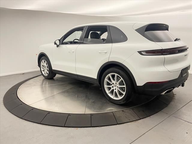 2024 Porsche Cayenne Base