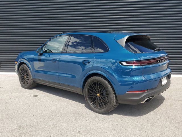 2024 Porsche Cayenne Base