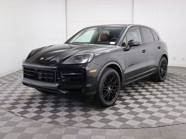 2024 Porsche Cayenne Base