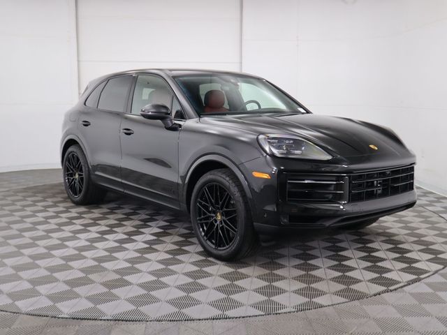 2024 Porsche Cayenne Base