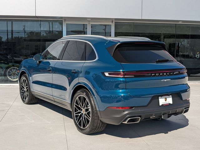 2024 Porsche Cayenne Base