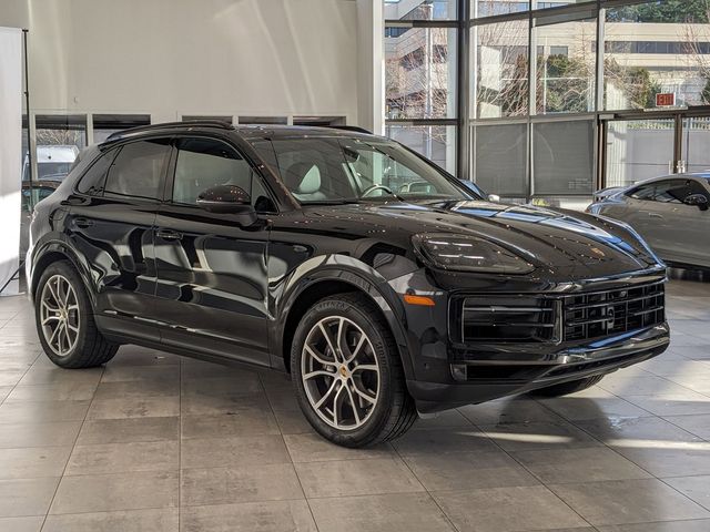 2024 Porsche Cayenne Base