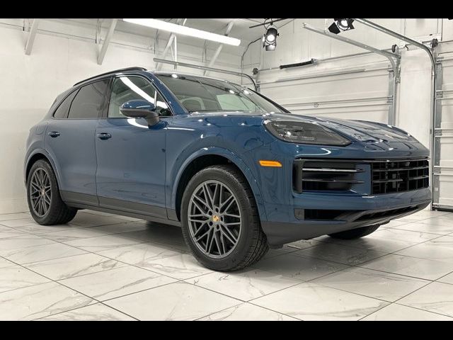 2024 Porsche Cayenne Base