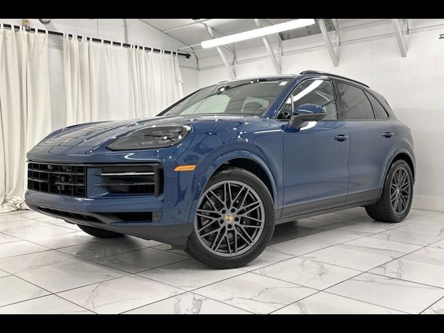 2024 Porsche Cayenne Base