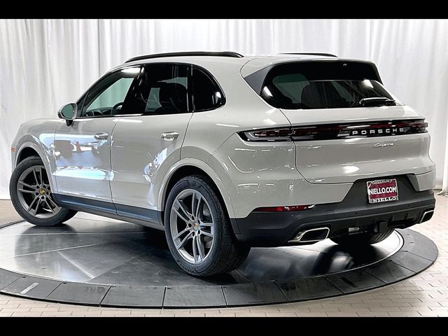 2024 Porsche Cayenne Base