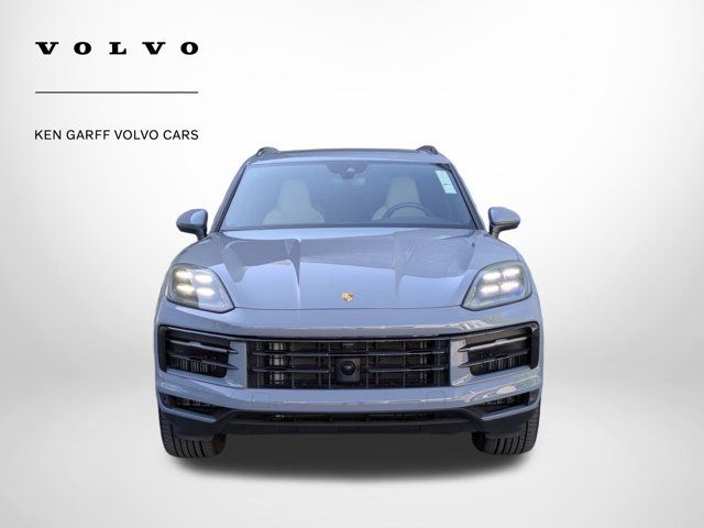 2024 Porsche Cayenne Base
