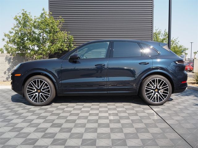 2024 Porsche Cayenne Base