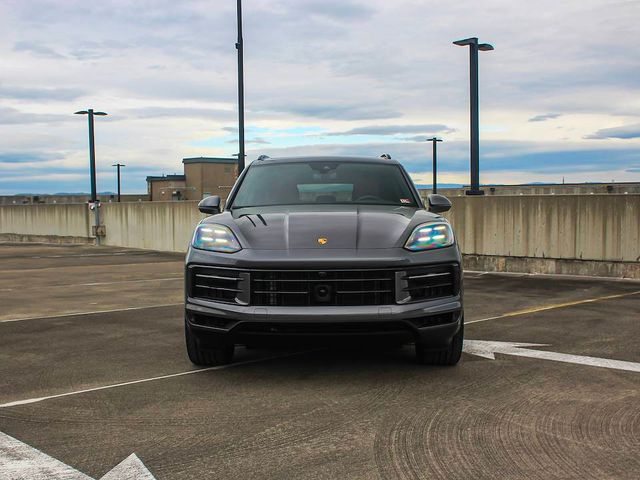 2024 Porsche Cayenne Base