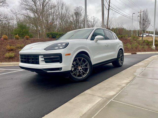 2024 Porsche Cayenne Base