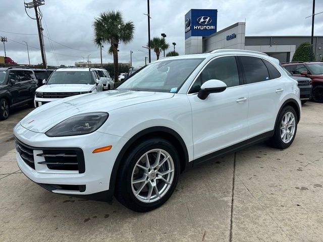 2024 Porsche Cayenne Base