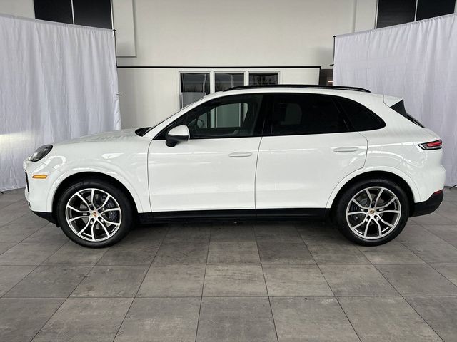 2024 Porsche Cayenne Base