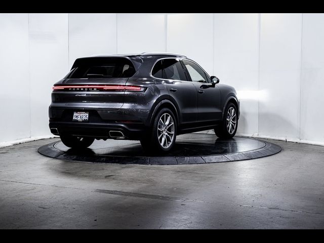 2024 Porsche Cayenne Base