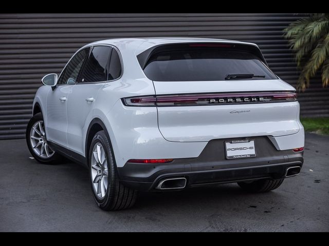 2024 Porsche Cayenne Base