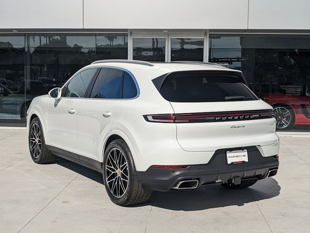 2024 Porsche Cayenne Base