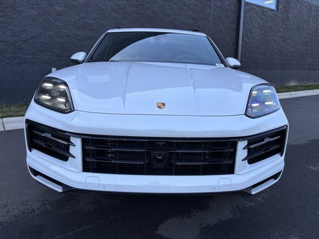 2024 Porsche Cayenne Base