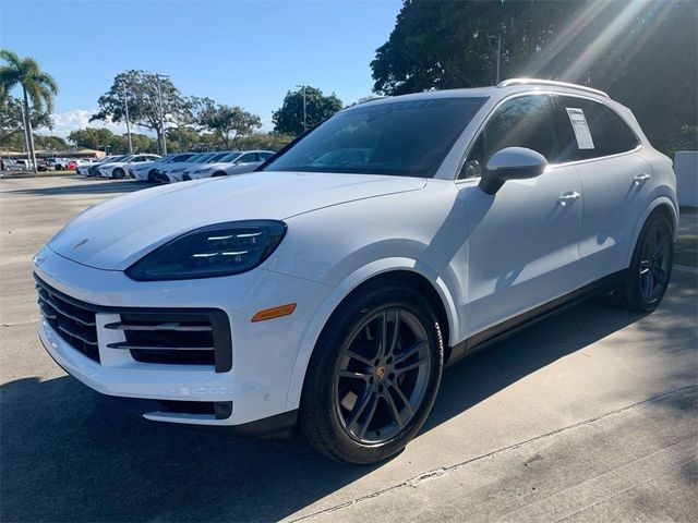 2024 Porsche Cayenne Base