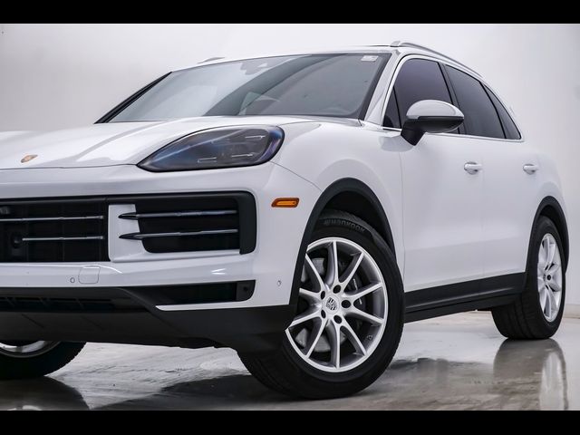 2024 Porsche Cayenne Base