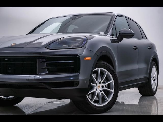 2024 Porsche Cayenne Base